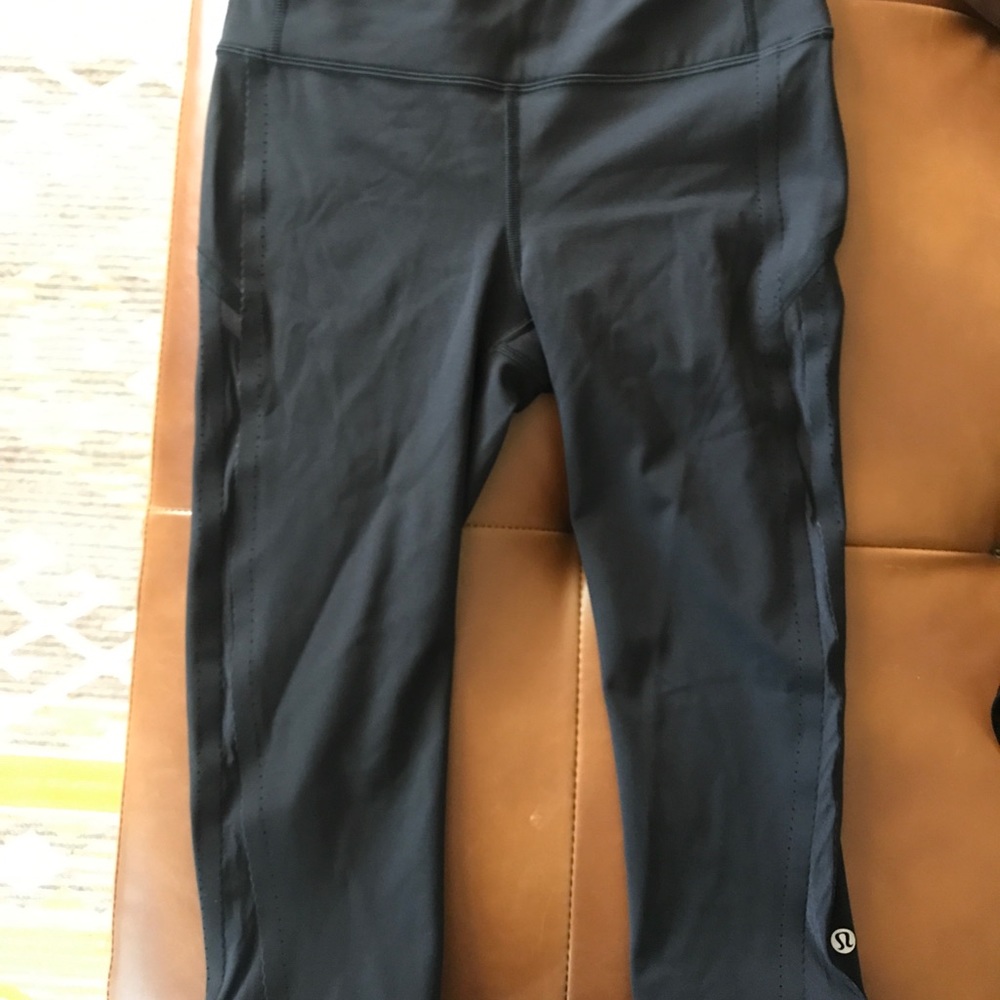 Lululemon cropped leggings